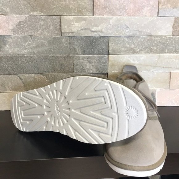 UGG Men's Maksim Brindle Suede Chukka Ankle Boots - Picture 9 of 9